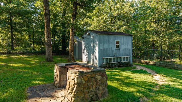 611 Sherwood Avenue, Sherwood, AR 72120