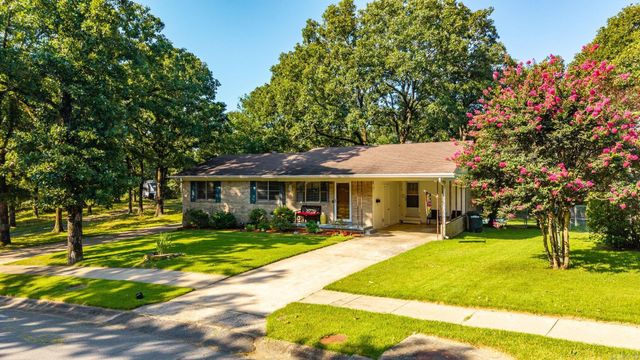611 Sherwood Avenue, Sherwood, AR 72120
