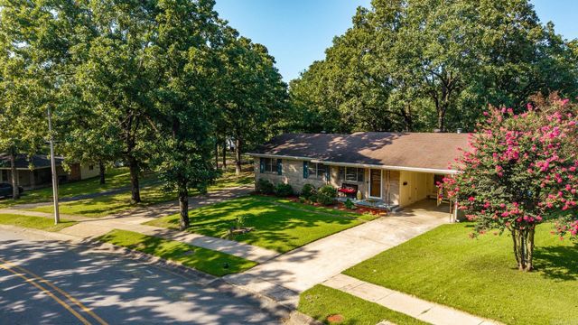 611 Sherwood Avenue, Sherwood, AR 72120