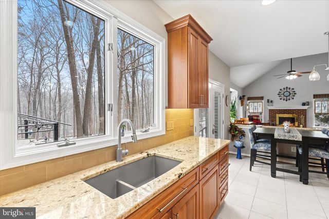 12524 PHILMONT DR, Herndon, VA 20170