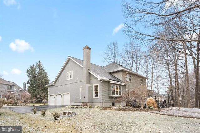 12524 PHILMONT DR, Herndon, VA 20170