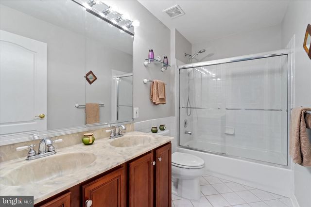 12524 PHILMONT DR, Herndon, VA 20170