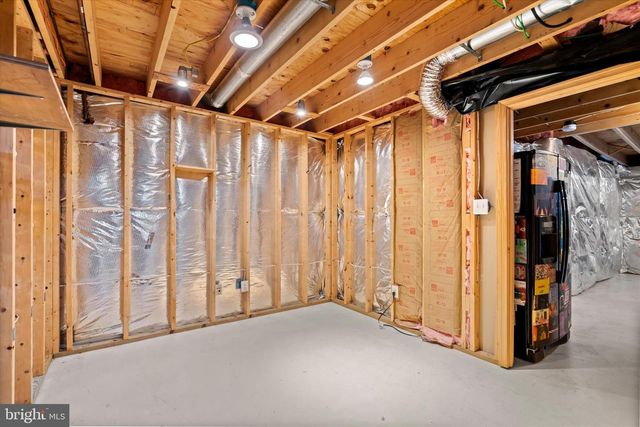 12524 PHILMONT DR, Herndon, VA 20170