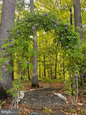 12524 PHILMONT DR, Herndon, VA 20170