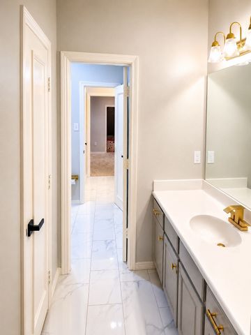 618 Oak Tree Cove, Cedar Hill, TX 75104