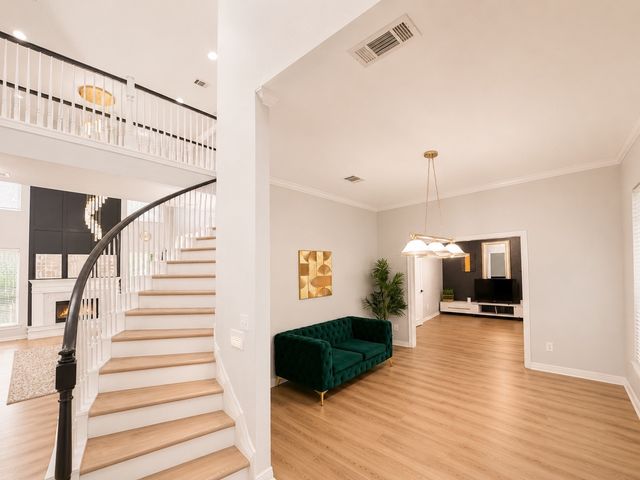618 Oak Tree Cove, Cedar Hill, TX 75104