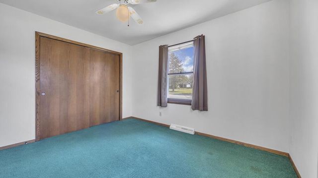 1208 Emerson AVENUE, Howards Grove, WI 53083