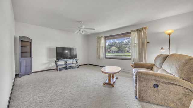 1208 Emerson AVENUE, Howards Grove, WI 53083