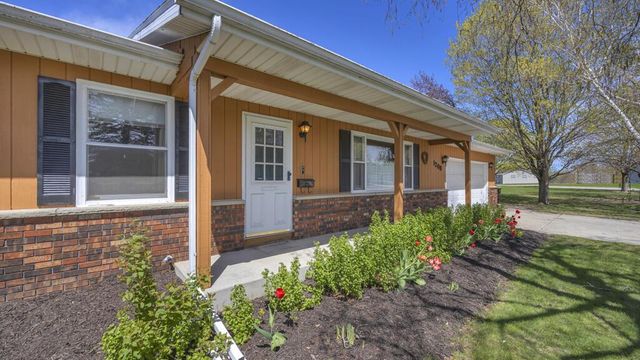 1208 Emerson AVENUE, Howards Grove, WI 53083