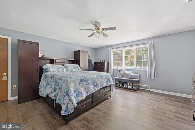 244 S 4TH ST, Quakertown, PA 18951