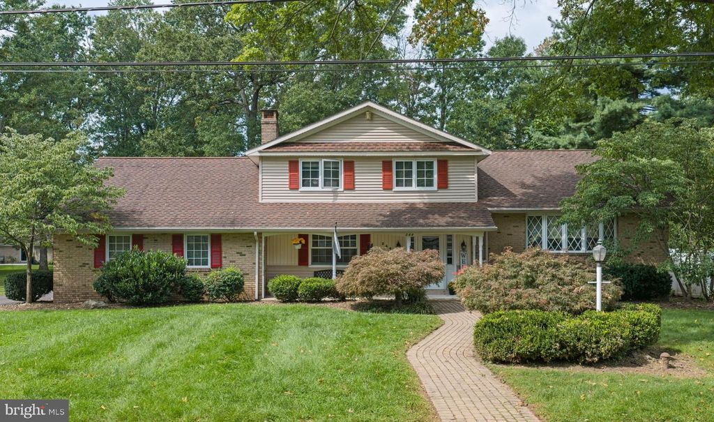 244 S 4TH ST, Quakertown, PA 18951