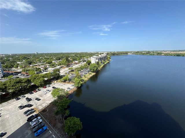 1301 NE Miami Gardens Dr 1403W, Miami, FL 33179