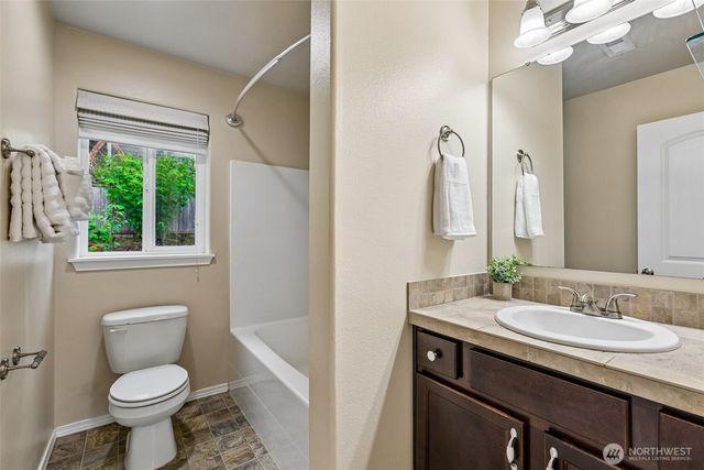 11747 64th Lane S, Seattle, WA 98178