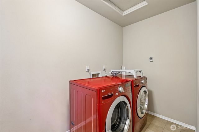 11747 64th Lane S, Seattle, WA 98178