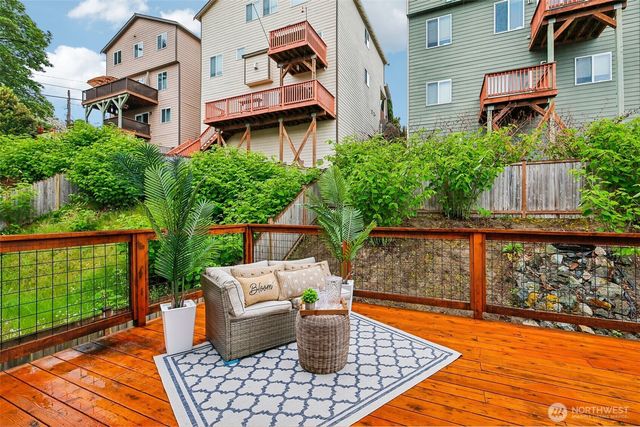 11747 64th Lane S, Seattle, WA 98178