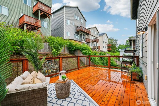 11747 64th Lane S, Seattle, WA 98178