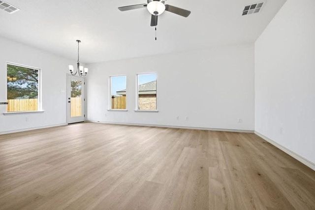 2706 Shirley Dr, Big Spring, TX 79720