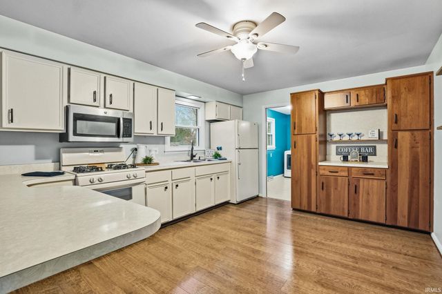 1516 N Wabash Avenue, Marion, IN 46952