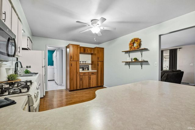 1516 N Wabash Avenue, Marion, IN 46952