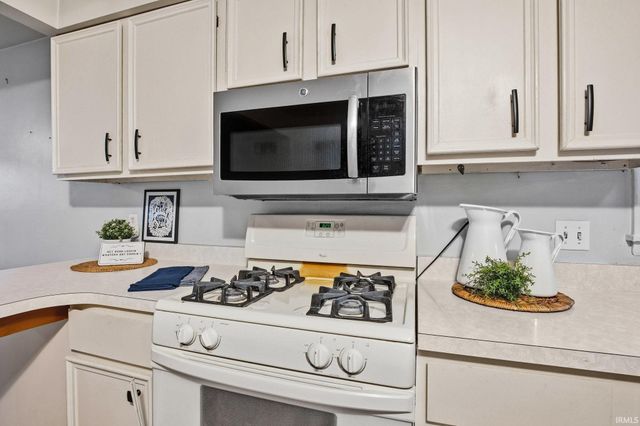 1516 N Wabash Avenue, Marion, IN 46952