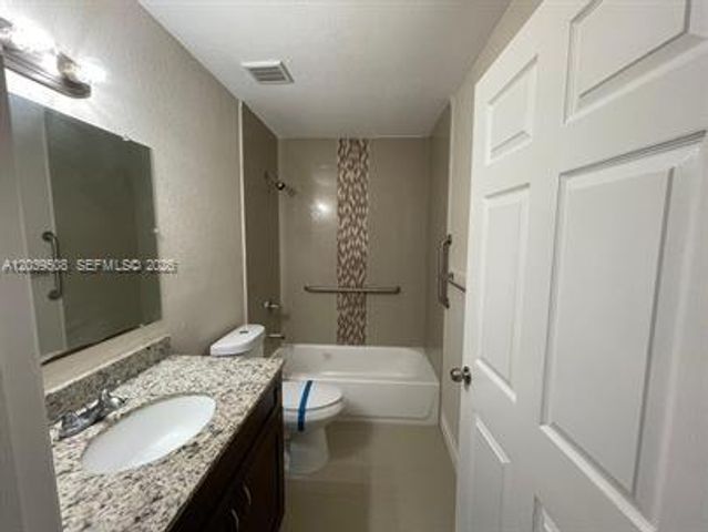 1471 NW 22nd Ct 2, Fort Lauderdale, FL 33311