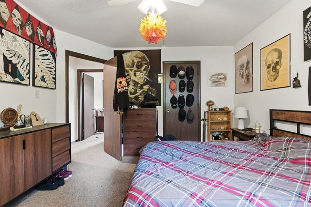 2413 S KENDALLWOOD RD, Columbia, MO 65203