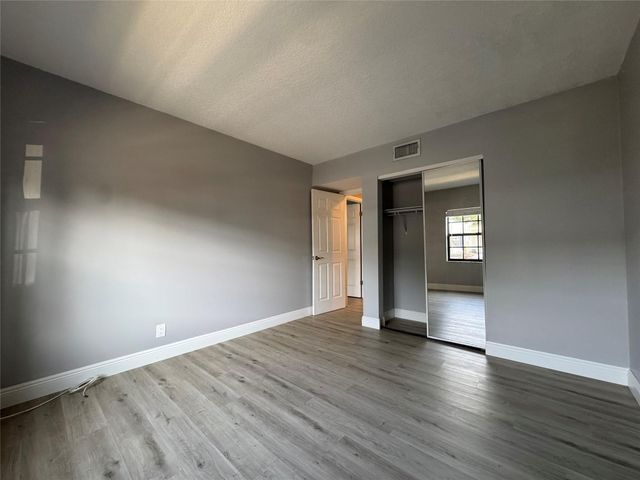 160 CYPRESS CLUB Drive 607, Pompano Beach, FL 33060