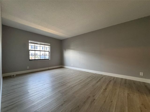 160 CYPRESS CLUB Drive 607, Pompano Beach, FL 33060