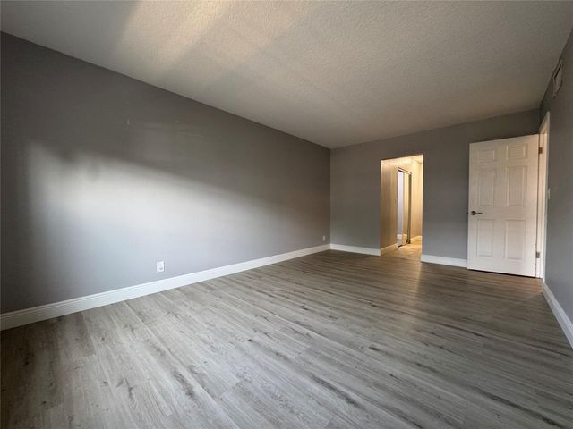 160 CYPRESS CLUB Drive 607, Pompano Beach, FL 33060