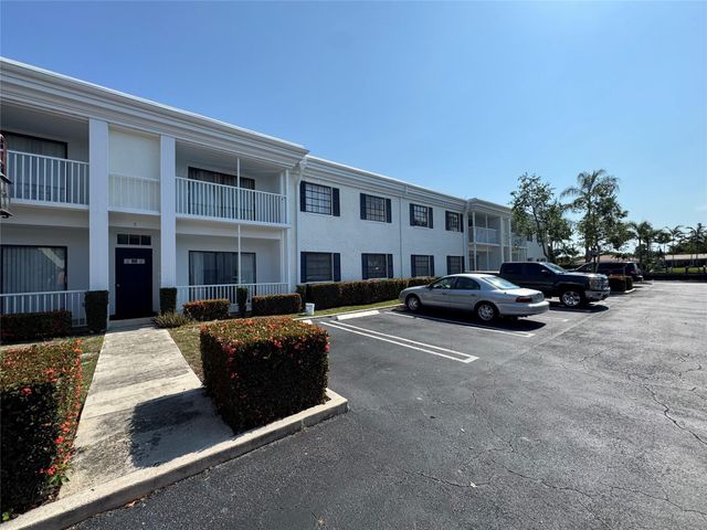 160 CYPRESS CLUB Drive 607, Pompano Beach, FL 33060