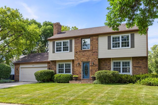 223 Winslow Court, Naperville, IL 60565