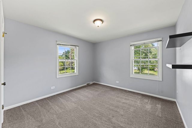 223 Winslow Court, Naperville, IL 60565
