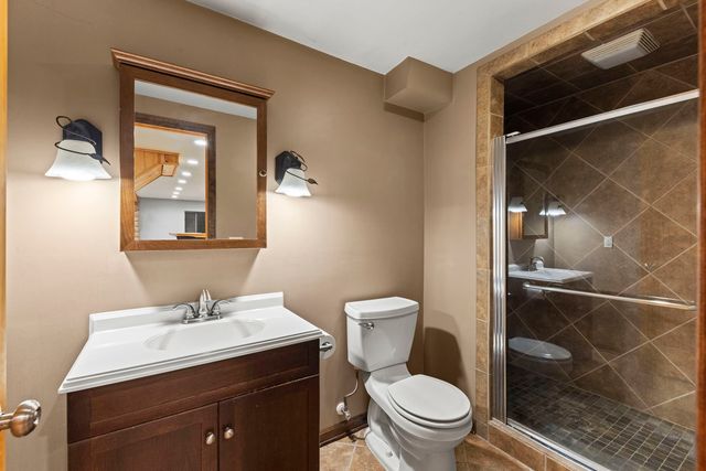 223 Winslow Court, Naperville, IL 60565