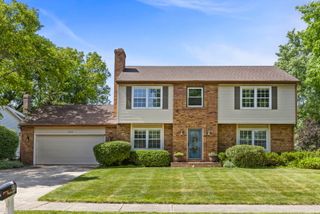 223 Winslow Court, Naperville, IL 60565