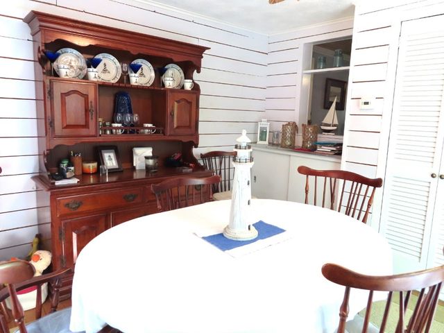 11135 CENTER Street E, Conneaut Lake, PA 16316