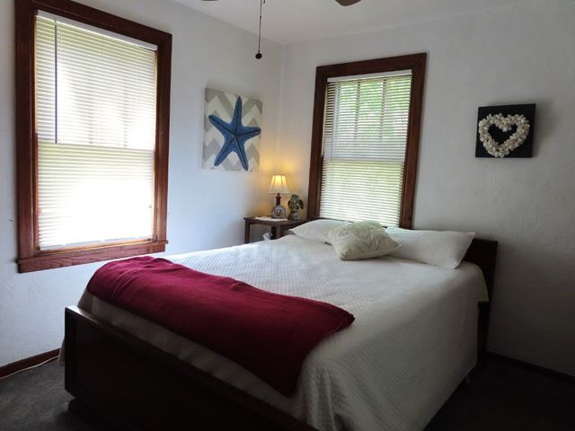 11135 CENTER Street E, Conneaut Lake, PA 16316