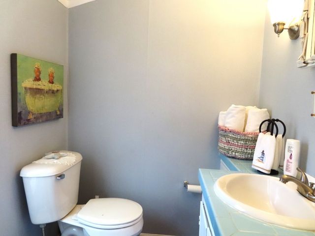 11135 CENTER Street E, Conneaut Lake, PA 16316