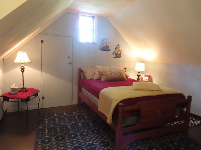 11135 CENTER Street E, Conneaut Lake, PA 16316