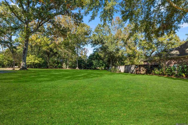 859 Maxine Dr, Baton Rouge, LA 70808