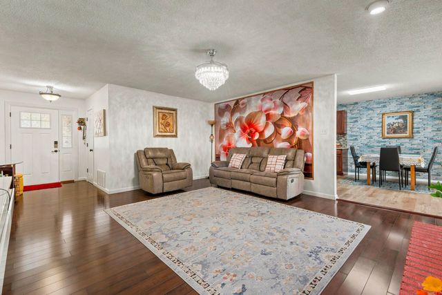122 Orchard Street, Hot Springs, AR 71913
