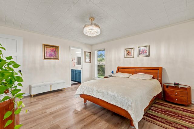 122 Orchard Street, Hot Springs, AR 71913