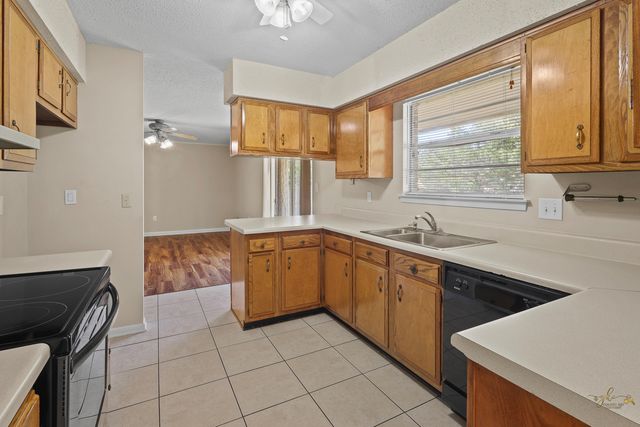 701 Russell Boulevard, Fort Walton Beach, FL 32547