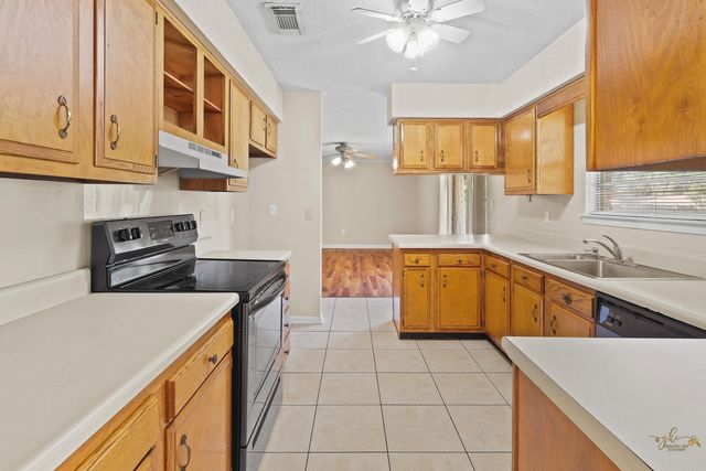 701 Russell Boulevard, Fort Walton Beach, FL 32547