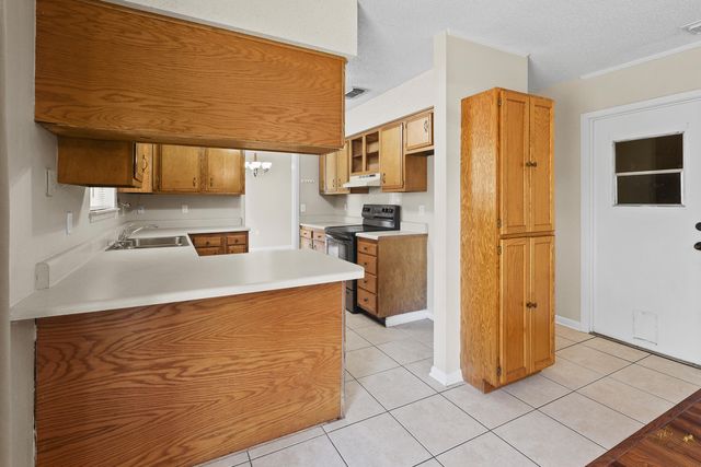 701 Russell Boulevard, Fort Walton Beach, FL 32547