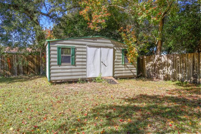 701 Russell Boulevard, Fort Walton Beach, FL 32547