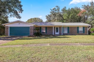 701 Russell Boulevard, Fort Walton Beach, FL 32547