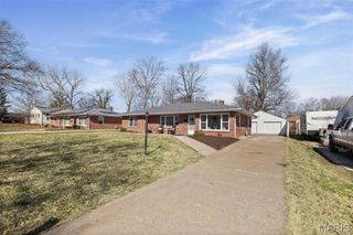 7117 Gary Drive, Belleville, IL 62223