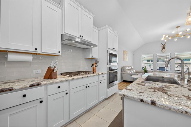 11430 Raven Claw Drive, Tomball, TX 77375