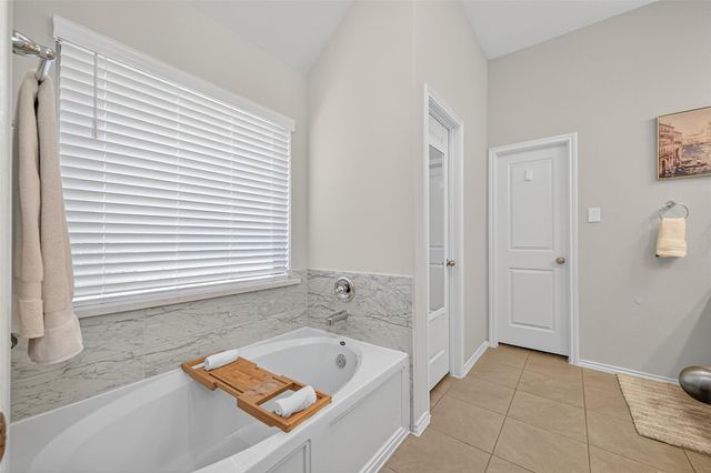 11430 Raven Claw Drive, Tomball, TX 77375