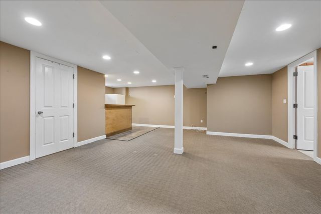 8136 Kenton Avenue, Skokie, IL 60076